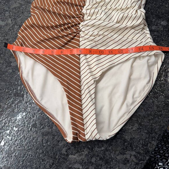 Calia by Carrie Underwood Women's Ruched one piece lined swimsuit size 8 - Picture 6 of 13